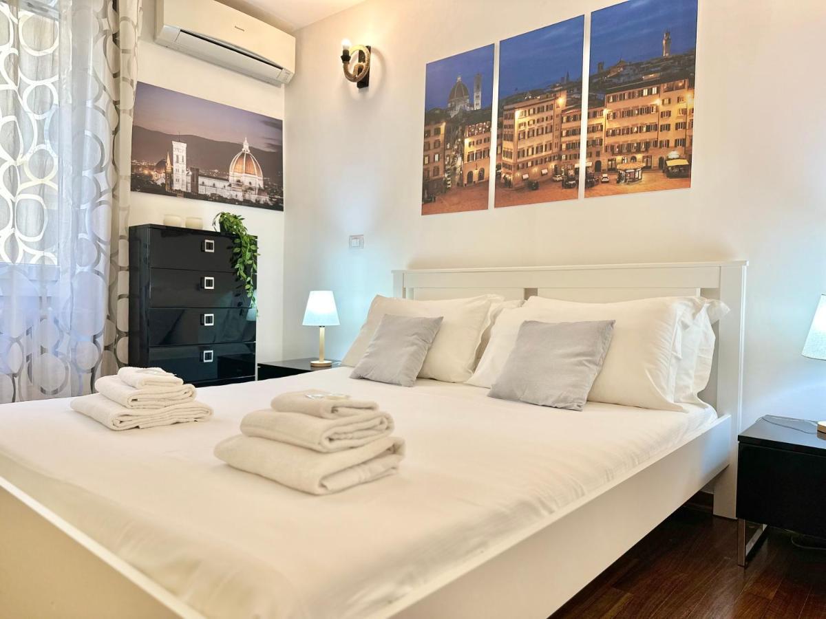 A 2 Passi Dal Duomo Con Parcheggio E 3 Camere 피렌체 외부 사진